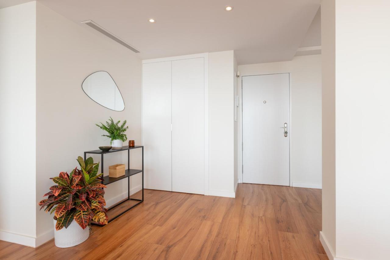 Luxury Beach/Port Apartment Малага Екстериор снимка