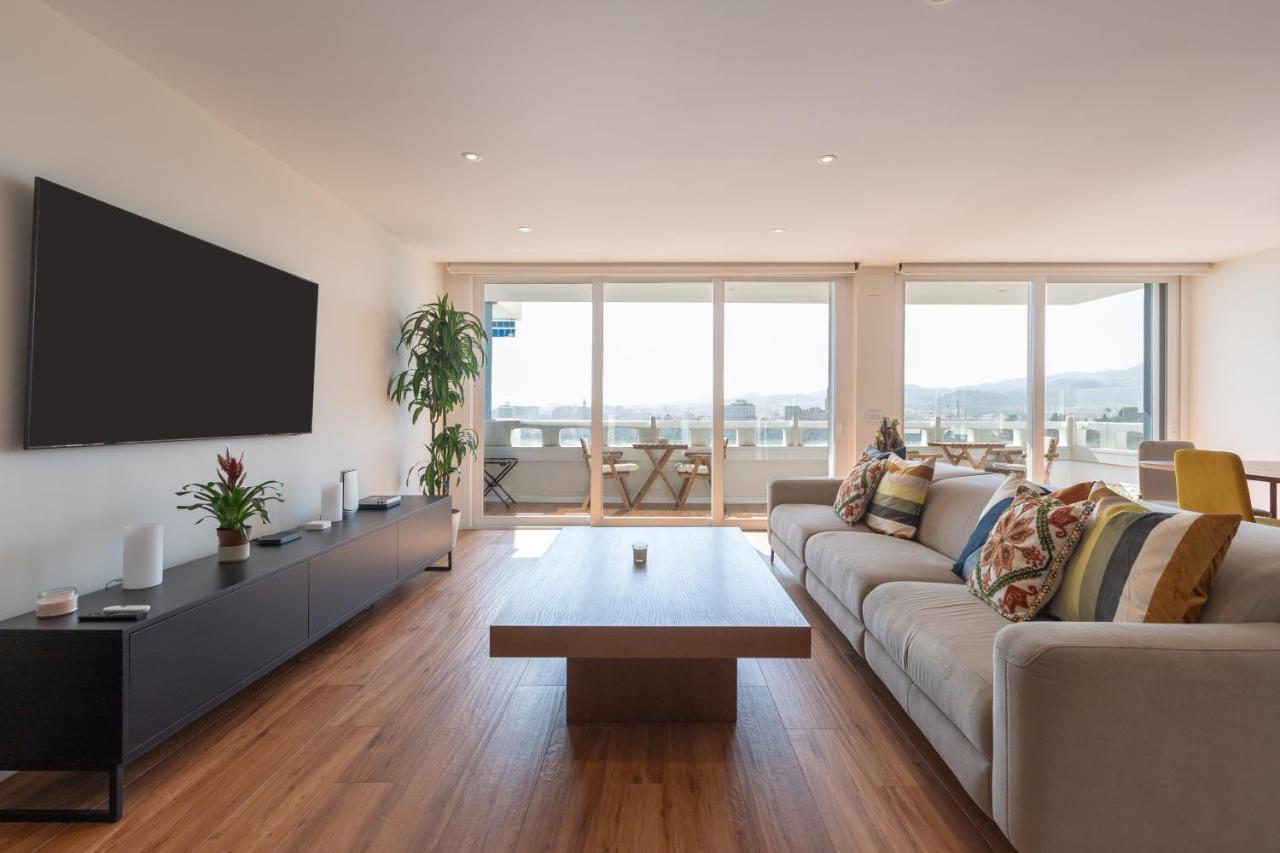 Luxury Beach/Port Apartment Малага Екстериор снимка