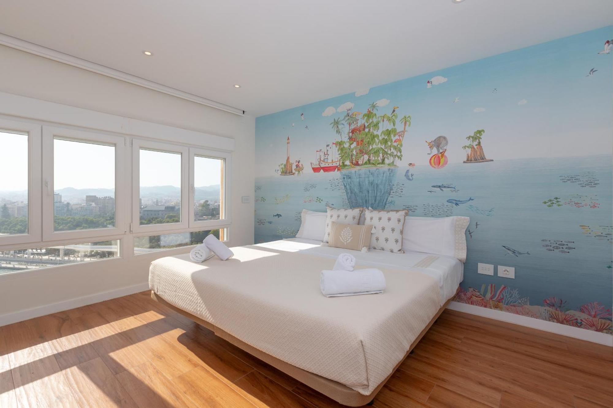 Luxury Beach/Port Apartment Малага Екстериор снимка
