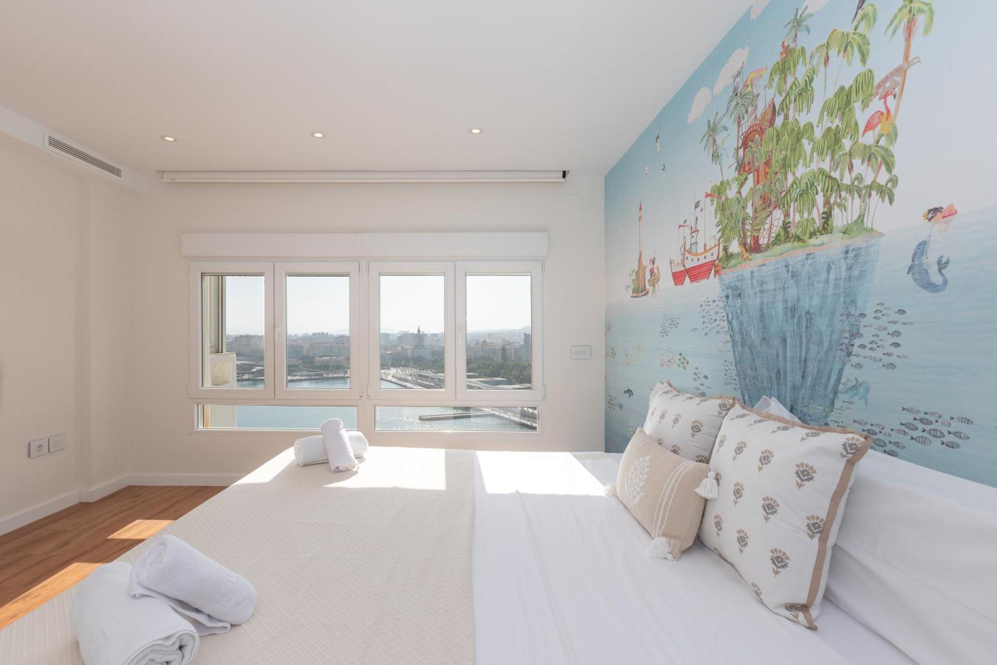 Luxury Beach/Port Apartment Малага Екстериор снимка