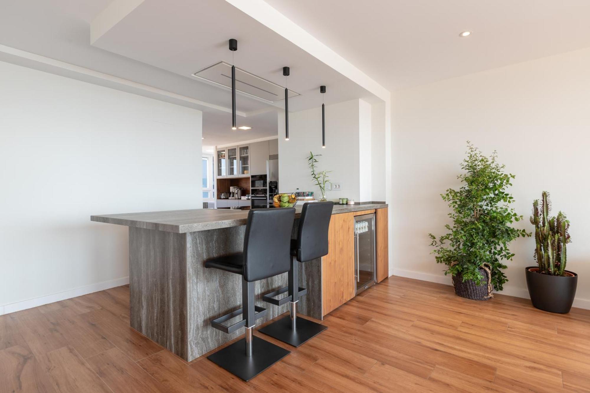Luxury Beach/Port Apartment Малага Екстериор снимка